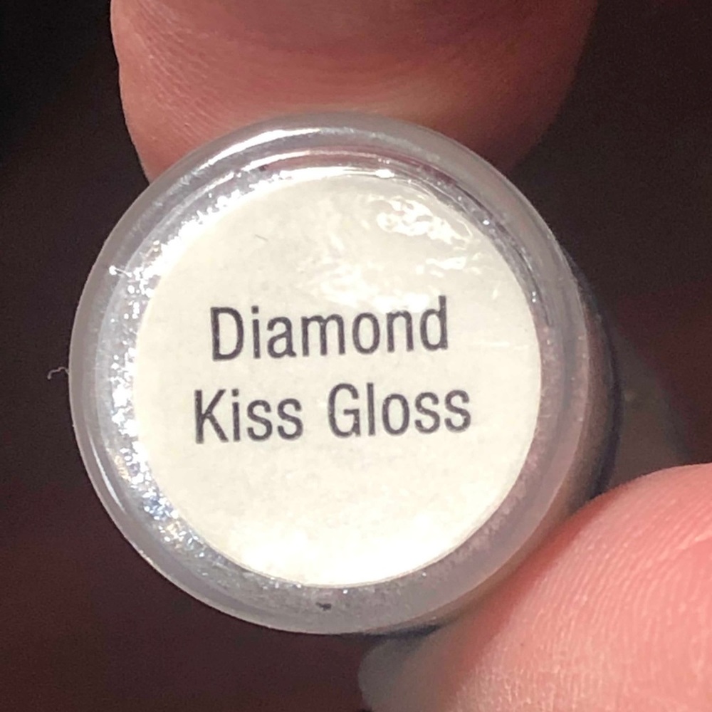 Diamond Kiss Gloss from LipSense NWT